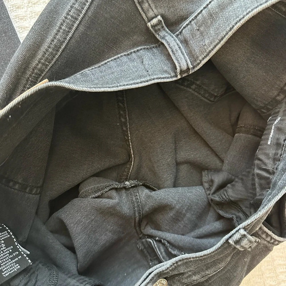 7 for all Mankind Black High Waisted Cropped Luxe Vintage Jeans Size 31 - Picture 6 of 9